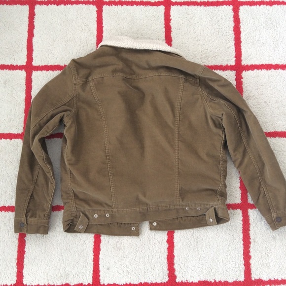 Levi’s Sherpa Jacket - Picture 1 of 5